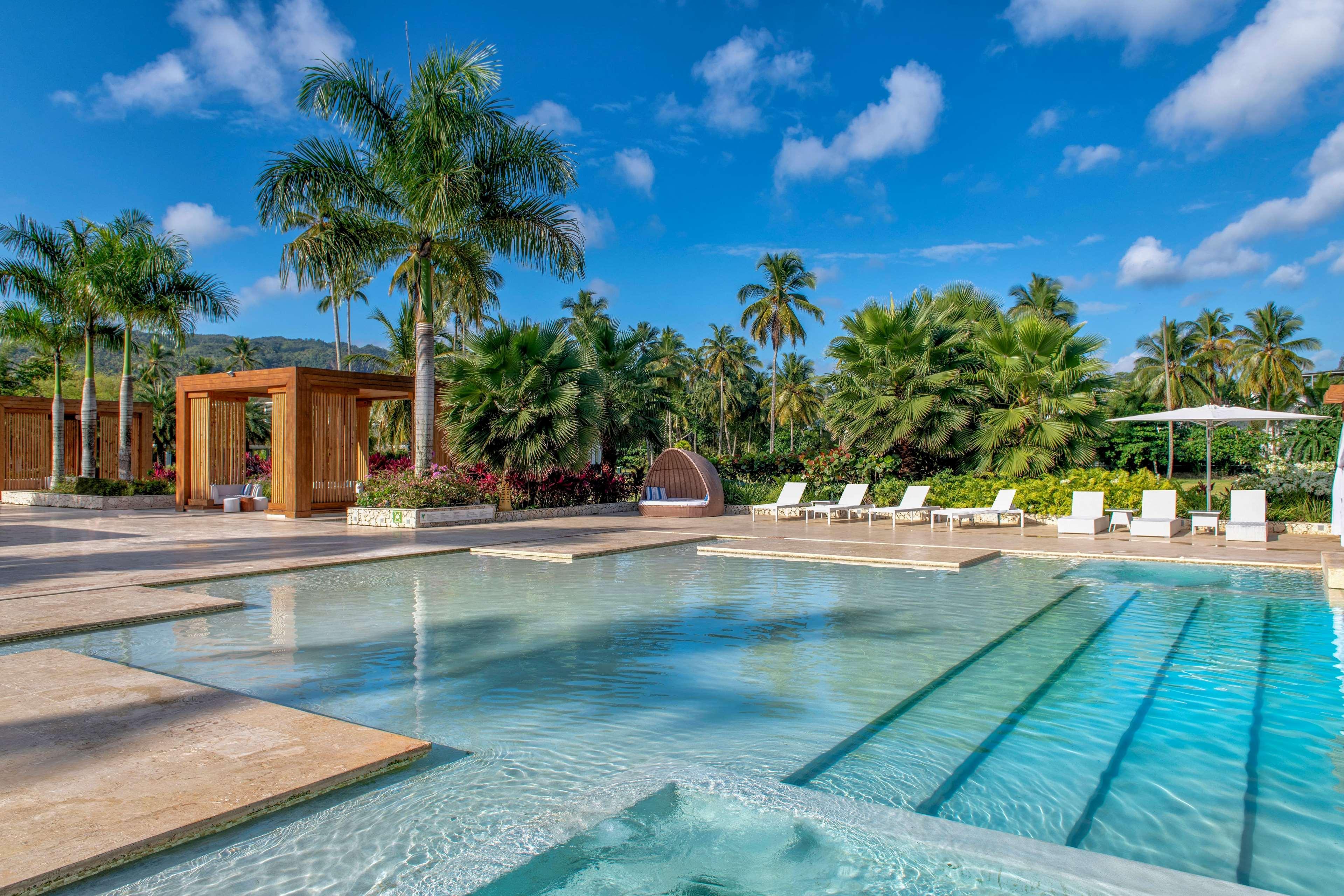 Viva V Samana By Wyndham, A Trademark Adults All Inclusive Las Terrenas Exterior photo The swimming pool at the Four Seasons Resort