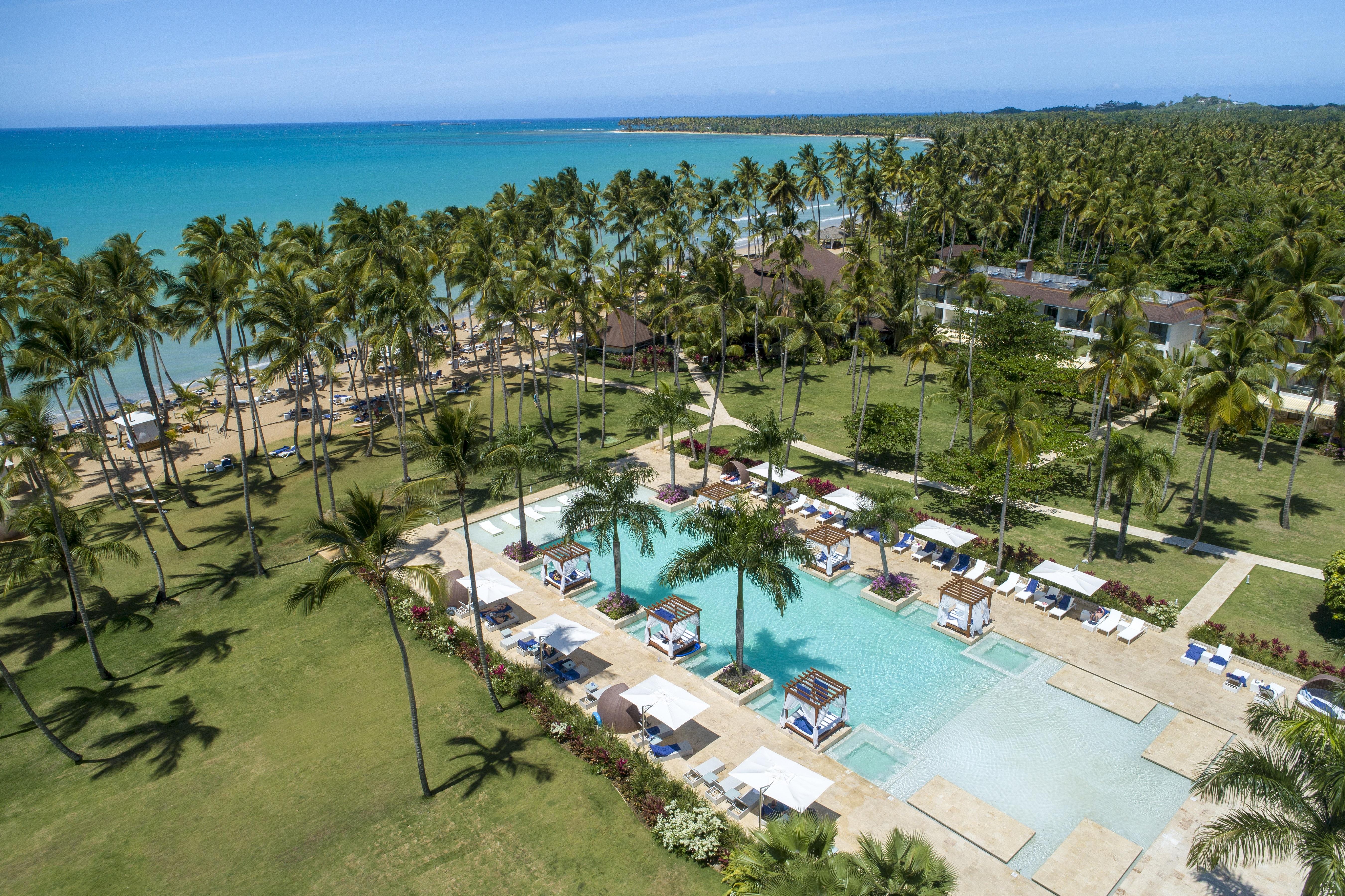 Viva V Samana By Wyndham, A Trademark Adults All Inclusive Las Terrenas Exterior photo Aerial view of the resort